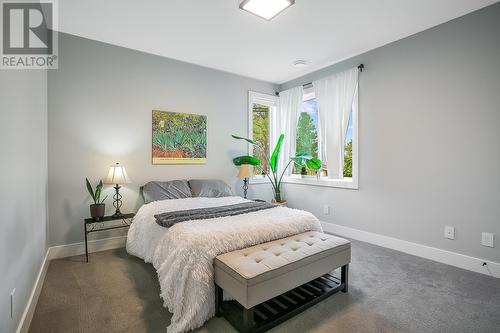 3953 Beachview Drive, West Kelowna, BC - Indoor Photo Showing Bedroom