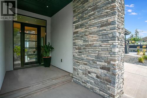 3953 Beachview Drive, West Kelowna, BC - Outdoor