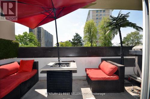 302 - 100 Canyon Avenue, Toronto, ON - Outdoor With Exterior