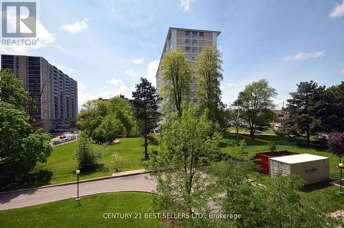 302 - 100 Canyon Avenue, Toronto, ON - Outdoor