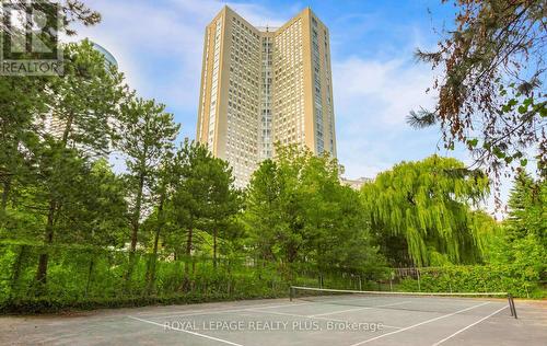 Ph5 - 3650 Kaneff Crescent, Mississauga (Mississauga Valleys), ON - Outdoor