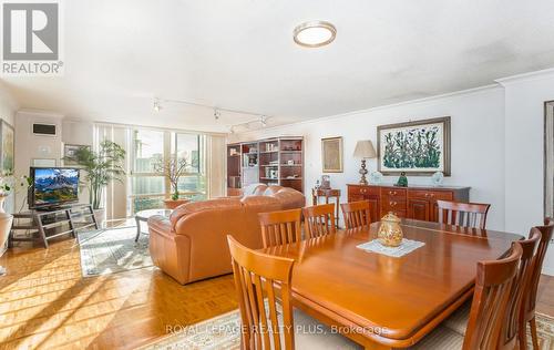 Ph5 - 3650 Kaneff Crescent, Mississauga, ON - Indoor Photo Showing Dining Room