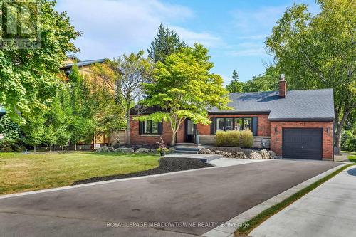 212 Ascot Place, Burlington (Lasalle), ON - Outdoor With Facade