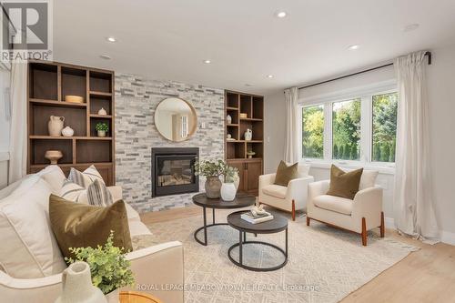 212 Ascot Place, Burlington, ON - Indoor Photo Showing Living Room With Fireplace