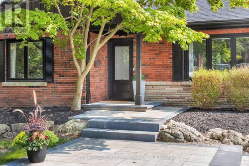 212 Ascot Place, Burlington, ON - Outdoor