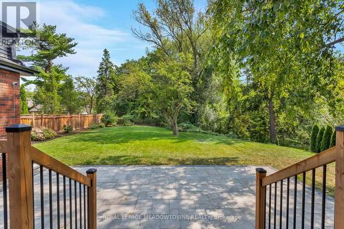 212 Ascot Place, Burlington, ON - Outdoor