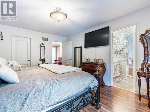 5224 Churchill Meadows Boulevard, Mississauga, ON - Indoor Photo Showing Bedroom