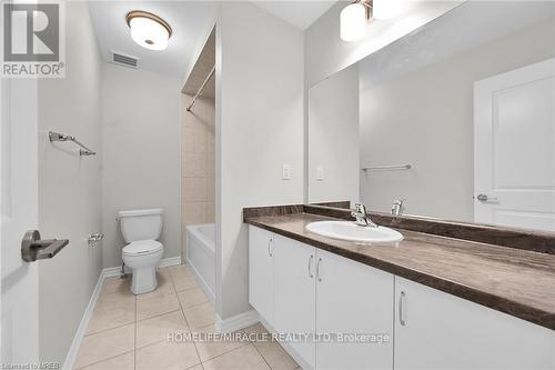 22 Copeman Avenue, Brantford, ON - Indoor Photo Showing Bathroom