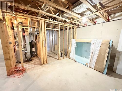 796 Johnston Drive, Weyburn, SK - Indoor Photo Showing Basement