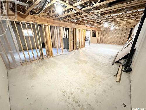 796 Johnston Drive, Weyburn, SK - Indoor Photo Showing Basement