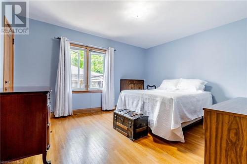 281 Lake Street, St. Catharines, ON - Indoor Photo Showing Bedroom