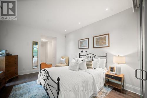 104 - 20 Scrivener Square, Toronto (Rosedale-Moore Park), ON - Indoor Photo Showing Bedroom