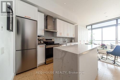 Ph3204 - 33 Mill Street, Toronto (Waterfront Communities), ON - Indoor Photo Showing Kitchen With Stainless Steel Kitchen