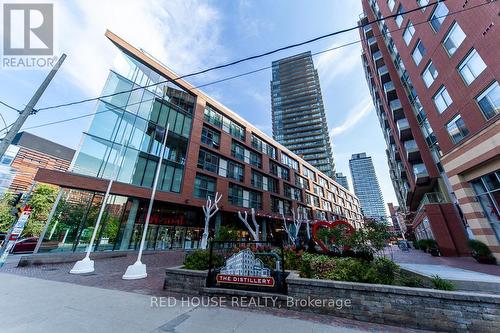 Ph3204 - 33 Mill Street, Toronto (Waterfront Communities), ON - Outdoor With Facade