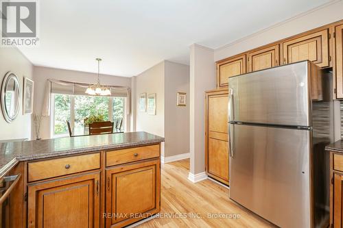 102 Leander Street, Brampton (Westgate), ON - Indoor Photo Showing Kitchen