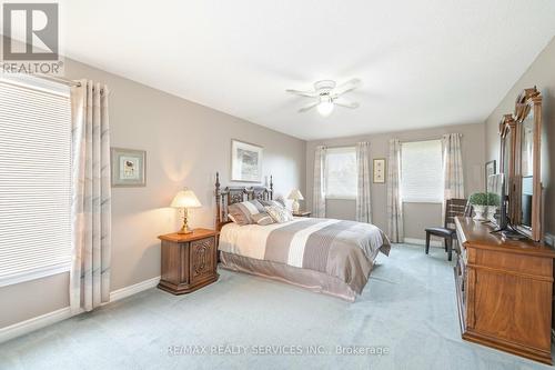 102 Leander Street, Brampton, ON - Indoor Photo Showing Bedroom