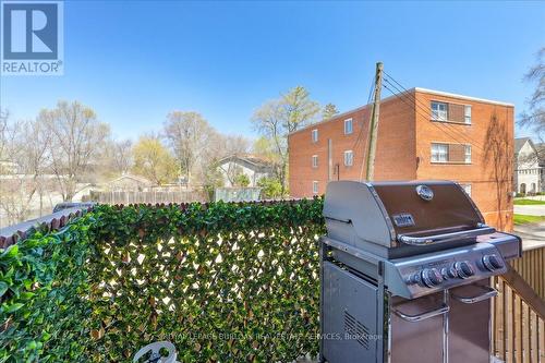 3 - 2071 Ghent Avenue, Burlington, ON - Outdoor