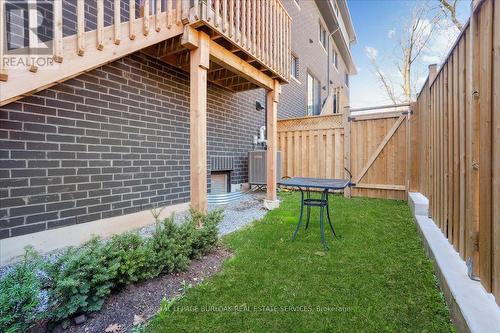 3 - 2071 Ghent Avenue, Burlington, ON - Outdoor