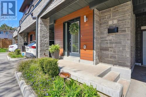 3 - 2071 Ghent Avenue, Burlington, ON - Outdoor