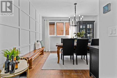 48 Commando Court, Hamilton (Waterdown), ON - Indoor Photo Showing Dining Room