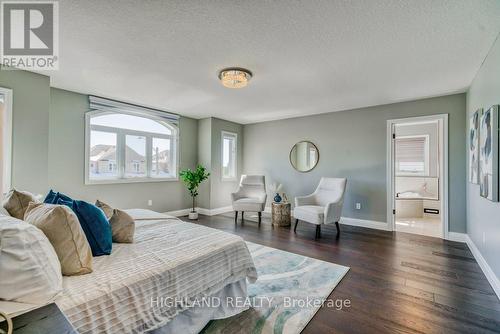 530 Wasaga Crescent, Waterloo, ON - Indoor Photo Showing Bedroom