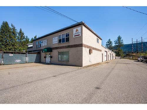 609 13Th Street, North Castlegar, BC 