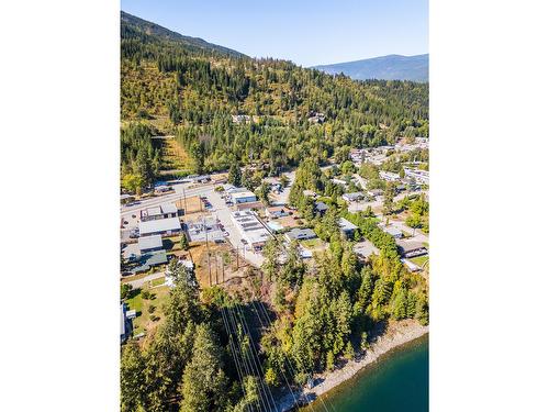 609 13Th Street, North Castlegar, BC 