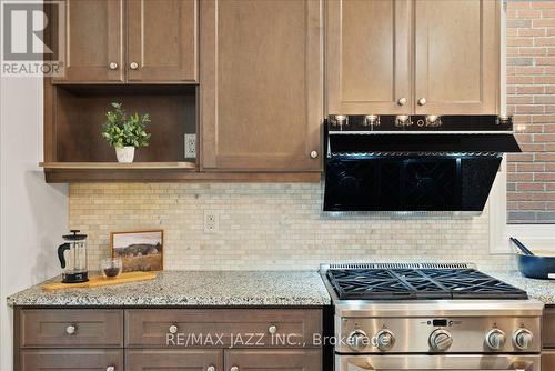 81 Masterman Crescent, Oakville, ON - Indoor Photo Showing Kitchen