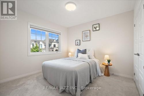 81 Masterman Crescent, Oakville, ON - Indoor Photo Showing Bedroom