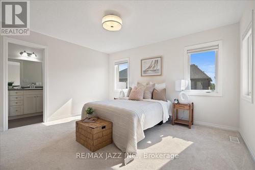 81 Masterman Crescent, Oakville, ON - Indoor Photo Showing Bedroom