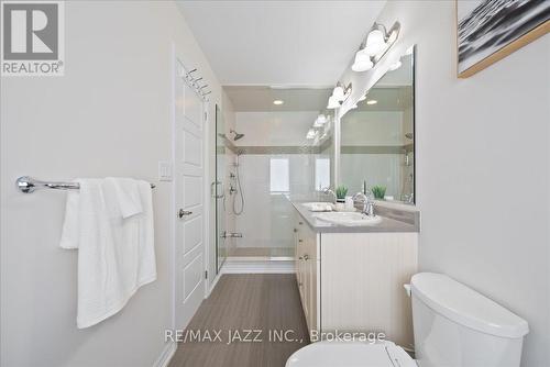 81 Masterman Crescent, Oakville, ON - Indoor Photo Showing Bathroom