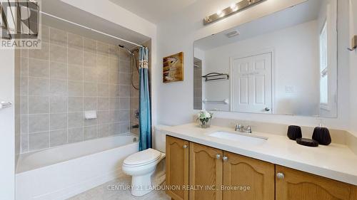 29 Greenspire Avenue, Markham, ON - Indoor Photo Showing Bathroom