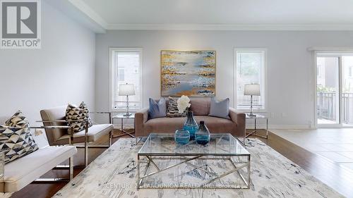 29 Greenspire Avenue, Markham, ON - Indoor Photo Showing Living Room