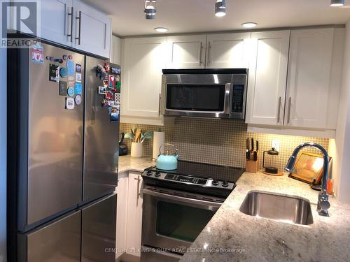 612 - 65 East Liberty Street, Toronto, ON - Indoor Photo Showing Kitchen