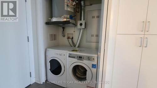 743 - 1900 Simcoe Street N, Oshawa (Samac), ON - Indoor Photo Showing Laundry Room