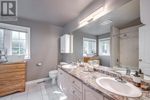 19 Mccarthy Court, Barrie (Letitia Heights), ON - Indoor Photo Showing Bathroom