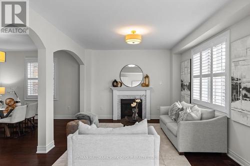 718 West Park Avenue, Bradford West Gwillimbury, ON - Indoor Photo Showing Living Room With Fireplace