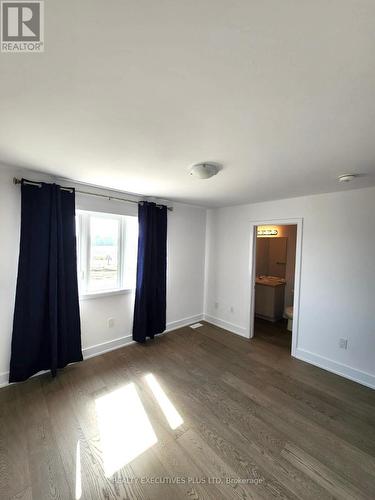 53 Gateway Drive, Barrie, ON - Indoor Photo Showing Other Room