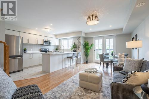 125 - 2441 Greenwich Drive, Oakville (West Oak Trails), ON - Indoor