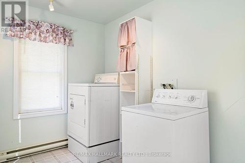 19 Marion Avenue, Parry Sound, ON - Indoor Photo Showing Laundry Room