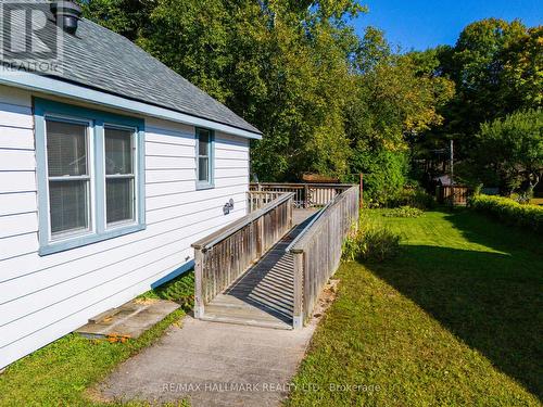 19 Marion Avenue, Parry Sound, ON - Outdoor With Exterior