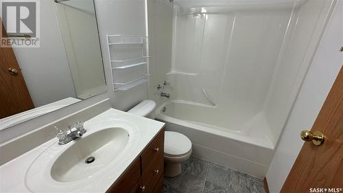 906 104Th Avenue, Tisdale, SK - Indoor Photo Showing Bathroom