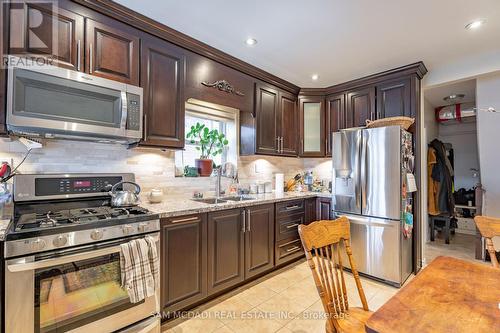 1050 Ossington Avenue, Toronto (Dovercourt-Wallace Emerson-Junction), ON - Indoor Photo Showing Kitchen With Upgraded Kitchen