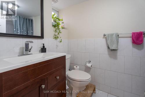 1050 Ossington Avenue, Toronto (Dovercourt-Wallace Emerson-Junction), ON - Indoor Photo Showing Bathroom