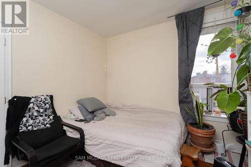 1050 Ossington Avenue, Toronto (Dovercourt-Wallace Emerson-Junction), ON - Indoor Photo Showing Bedroom