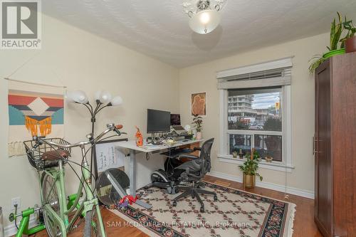 1050 Ossington Avenue, Toronto (Dovercourt-Wallace Emerson-Junction), ON - Indoor Photo Showing Office