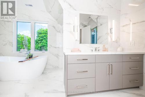 1618 Dogwood Trail, Mississauga (Mineola), ON - Indoor Photo Showing Bathroom