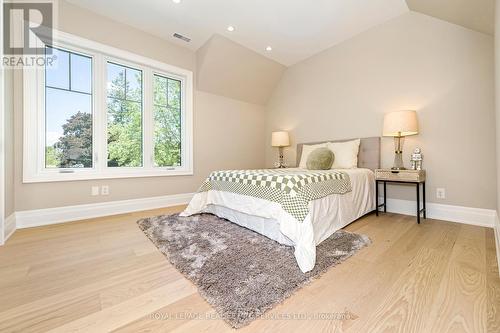 1618 Dogwood Trail, Mississauga, ON - Indoor Photo Showing Bedroom