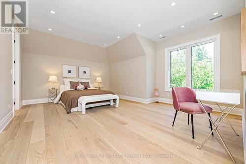 1618 Dogwood Trail, Mississauga, ON - Indoor Photo Showing Bedroom