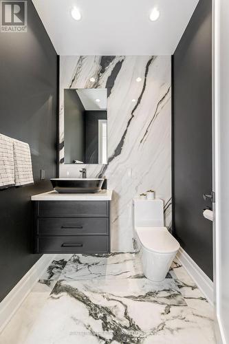 1618 Dogwood Trail, Mississauga (Mineola), ON - Indoor Photo Showing Bathroom